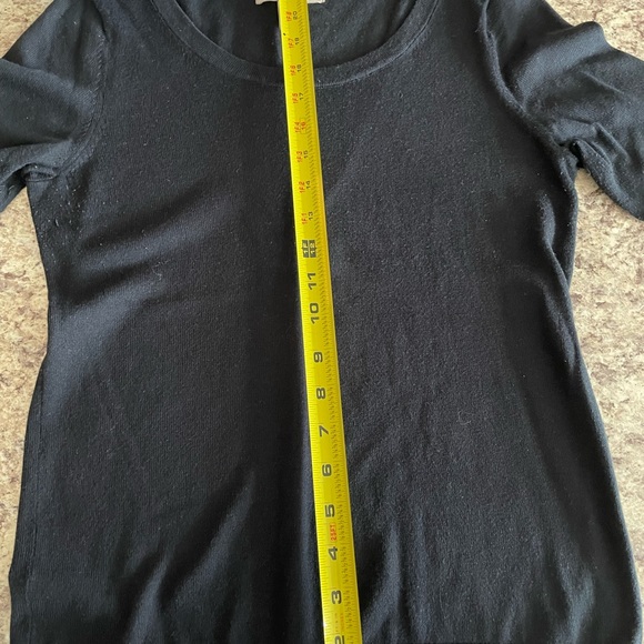 Sweater - Picture 6 of 6